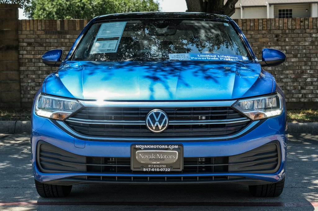 Used 2022 Volkswagen Jetta SE FWD image 11