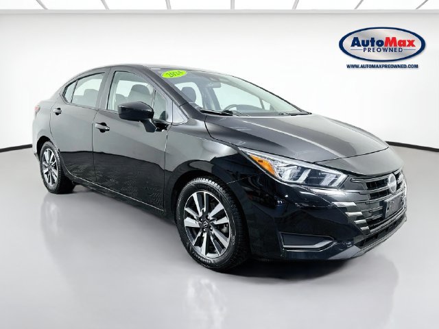 Used 2024 Nissan Versa SV FWD image 1