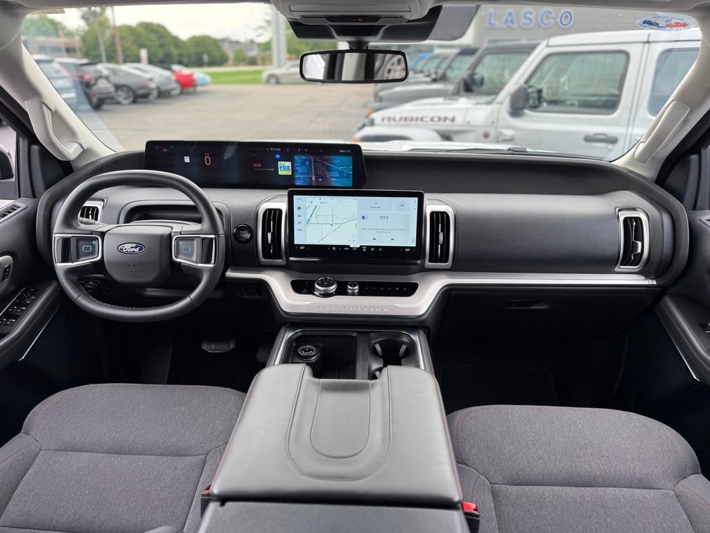 Used 2025 Ford Expedition Active AWD/4WD video 2