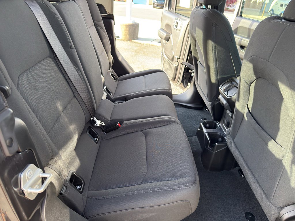 Used 2023 Jeep Gladiator Willys image 28