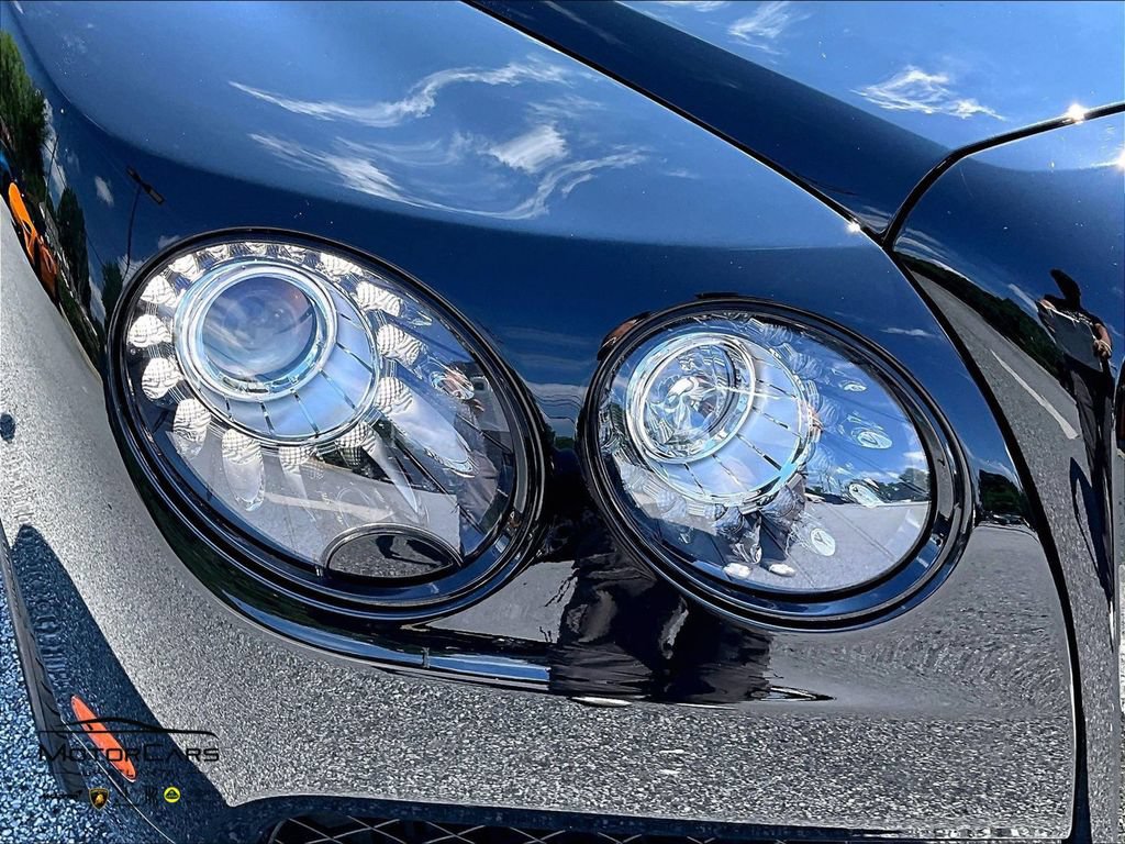 Used 2018 Bentley Flying Spur S W12 AWD/4WD image 26