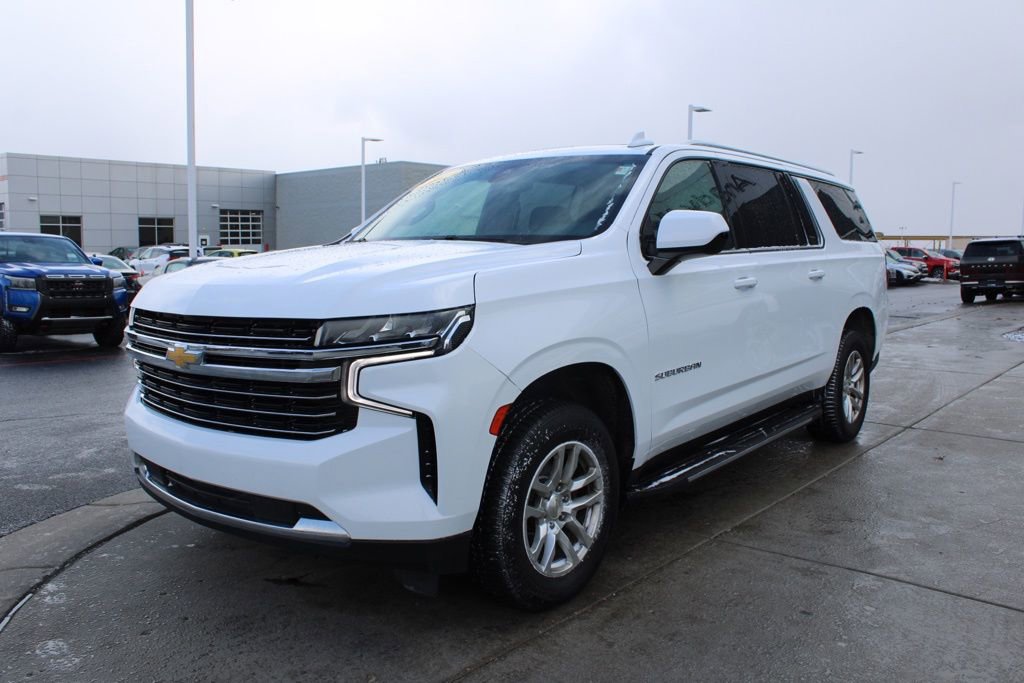 Used 2021 Chevrolet Suburban LT image 3