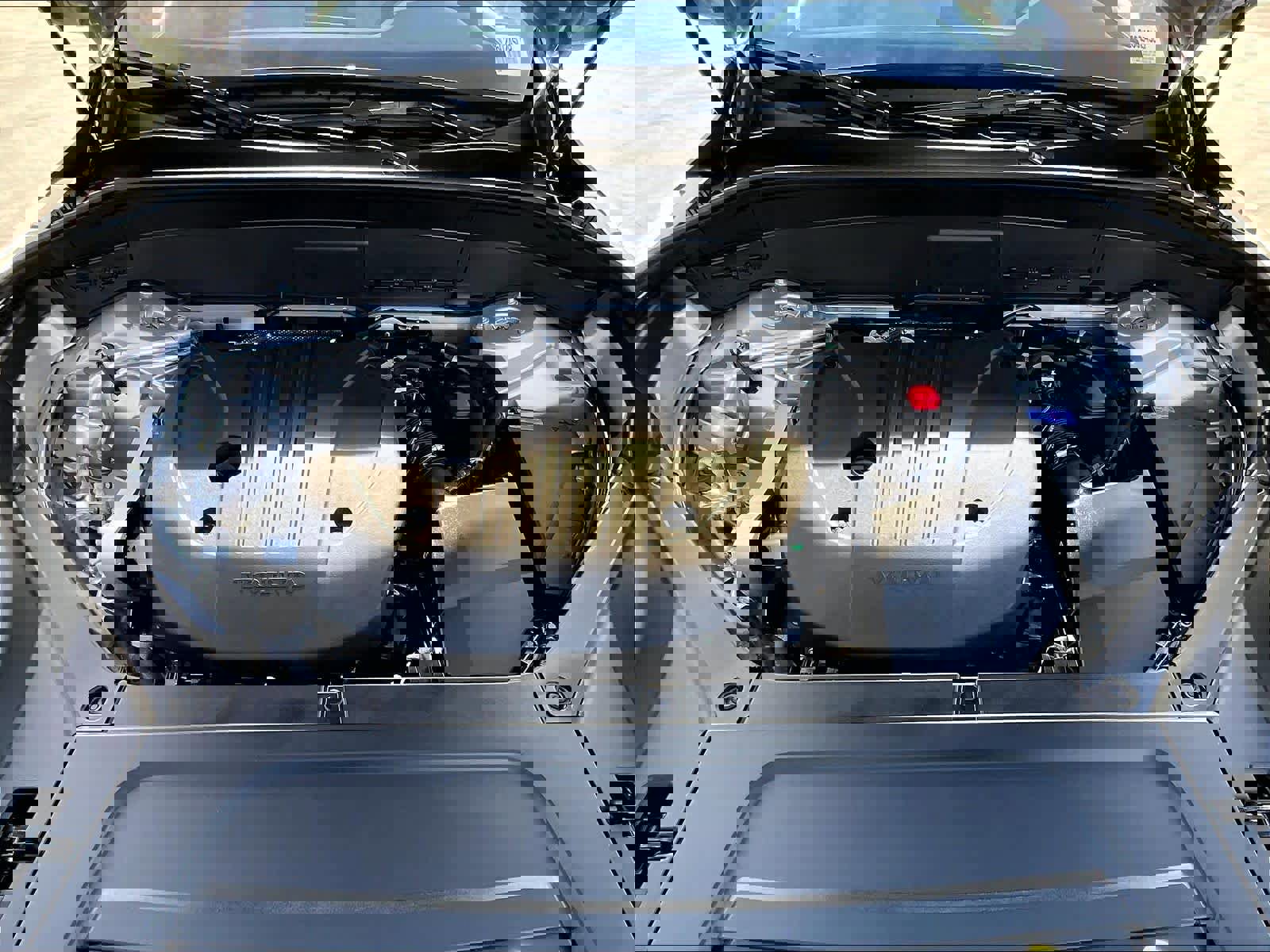 Used 2026 Volvo XC90 B5 Plus image 13