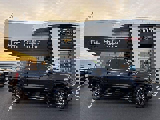 Used 2022 GMC Sierra 1500 SLT w/ SLT Premium Plus Package