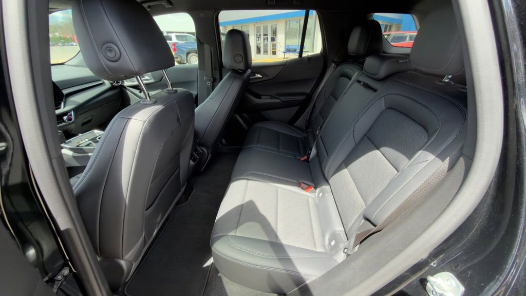 Used 2025 Chevrolet Equinox LT w/ Convenience Package II AWD/4WD image 10