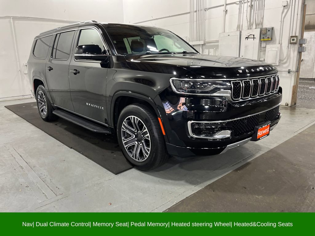 Used 2024 Jeep Wagoneer L Series II w/ Flexible Seating Group image 1