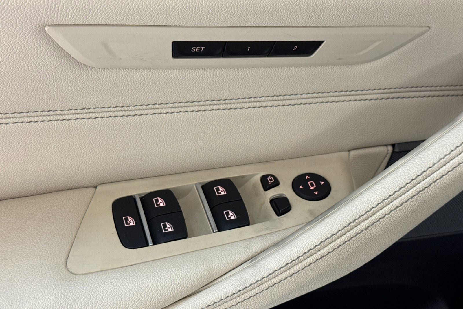 Certified 2023 BMW 530i w/ Premium Package image 14