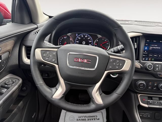 Used 2024 GMC Terrain Denali w/ Denali Premium Package AWD/4WD image 12