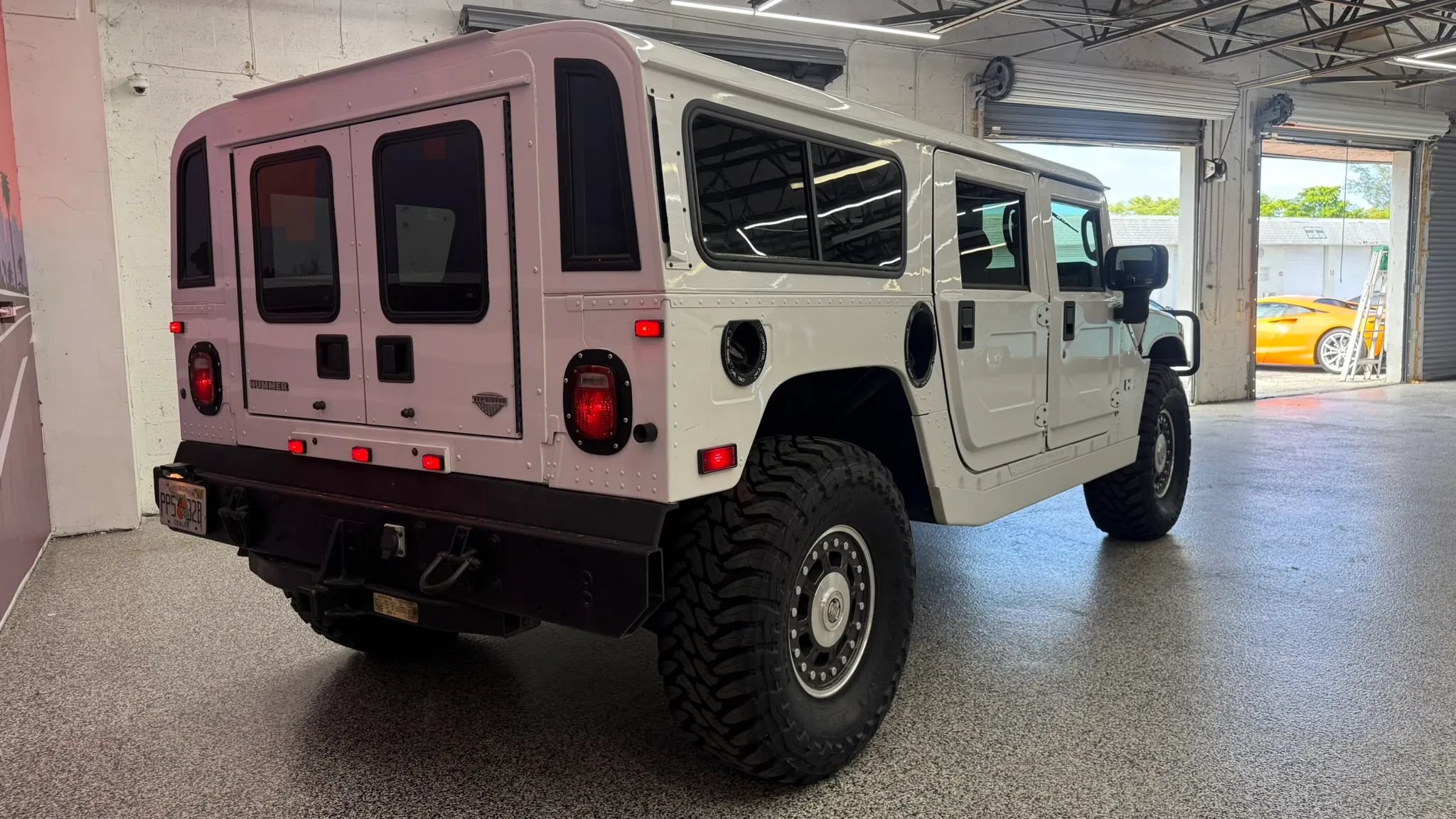 Used 2006 HUMMER H1 4-Door Wagon AWD/4WD image 31