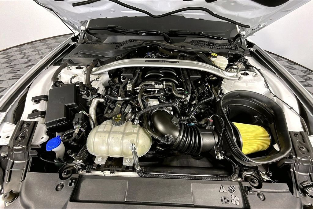 Used 2022 Ford Mustang Mach 1 RWD image 9