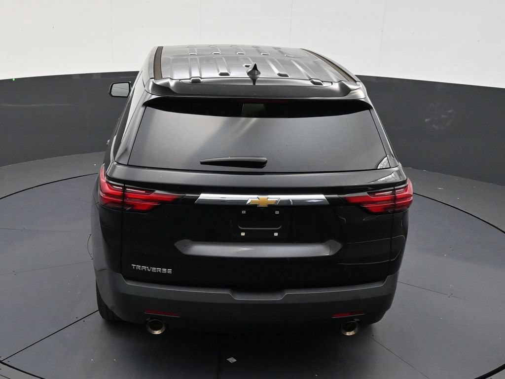 Used 2023 Chevrolet Traverse LS FWD image 15