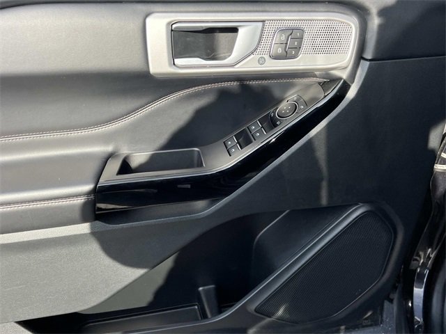 Certified 2023 Ford Explorer Platinum w/ Equipment Group 601A image 20