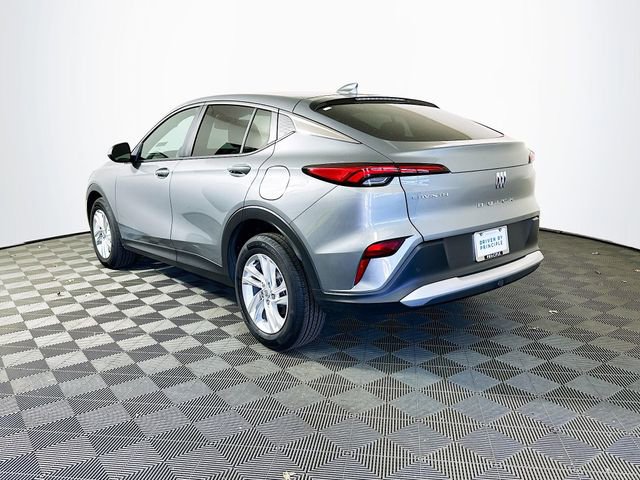 Used 2025 Buick Envista Preferred image 6