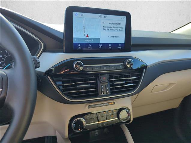Certified 2022 Ford Escape SE w/ SE Sport Appearance Package FWD image 13