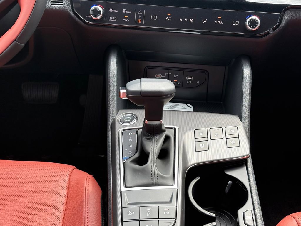 New 2026 Kia Sportage LX FWD image 15
