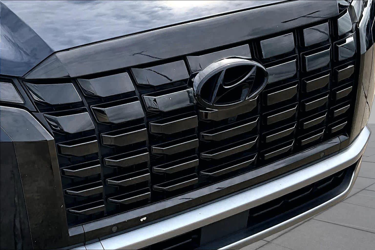 Used 2024 Hyundai Palisade SEL FWD image 29