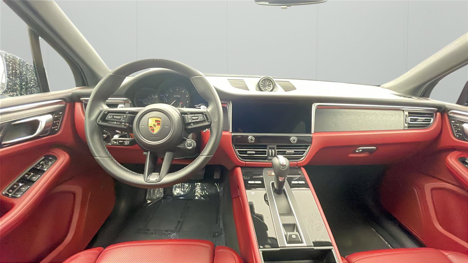 Used 2022 Porsche Macan GTS AWD/4WD image 19