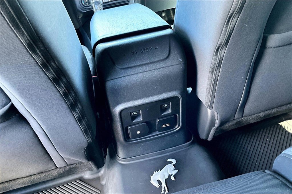 Used 2023 Ford Bronco Big Bend w/ Sasquatch Package image 17