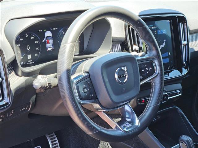 Used 2019 Volvo XC40 T5 R-Design AWD/4WD image 17