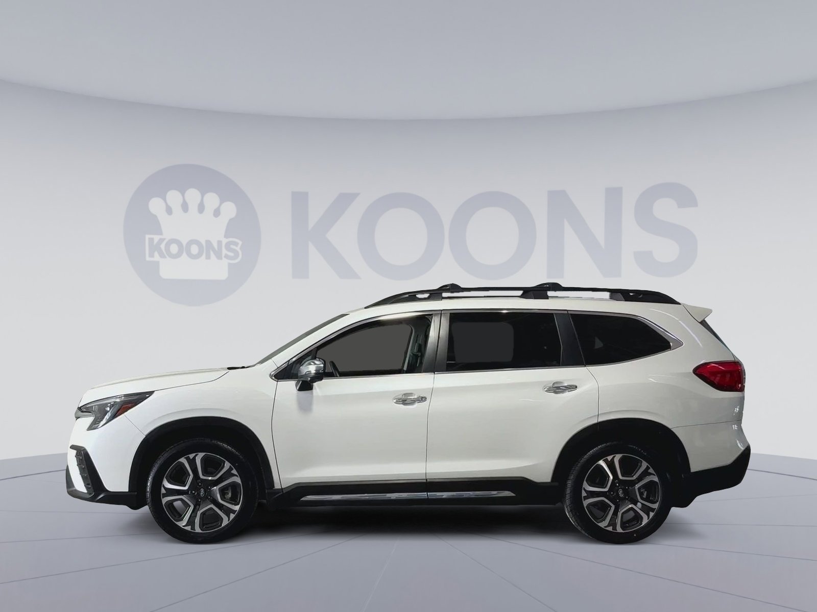 Used 2023 Subaru Ascent Touring image 7