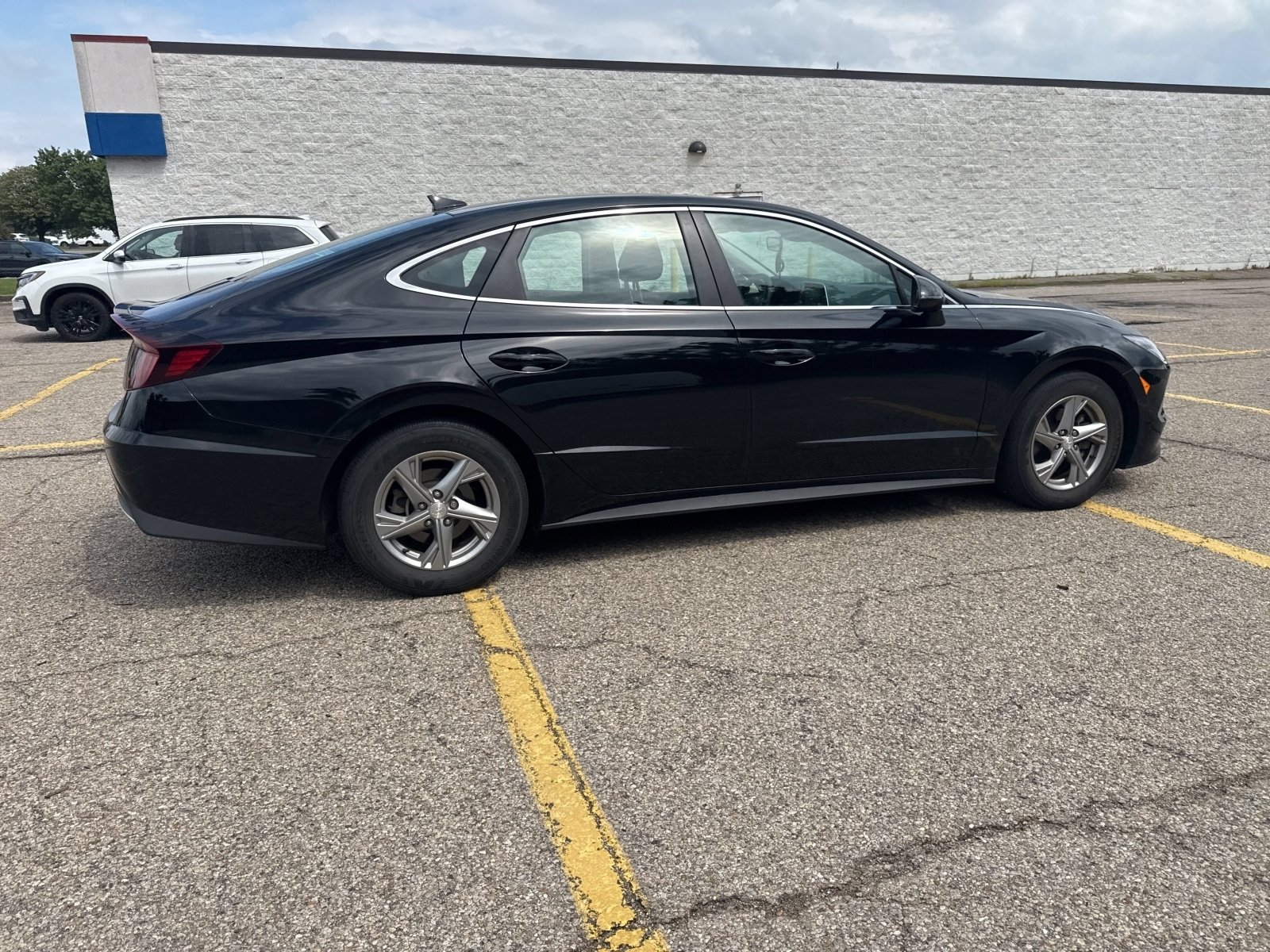 Used 2023 Hyundai Sonata SE FWD image 24