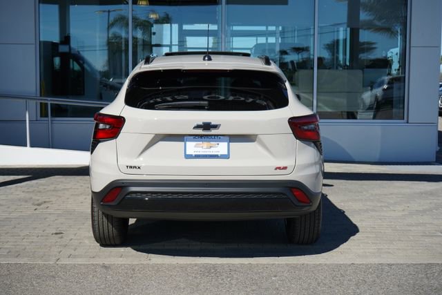 New 2026 Chevrolet Trax RS w/ Sunroof Package image 7