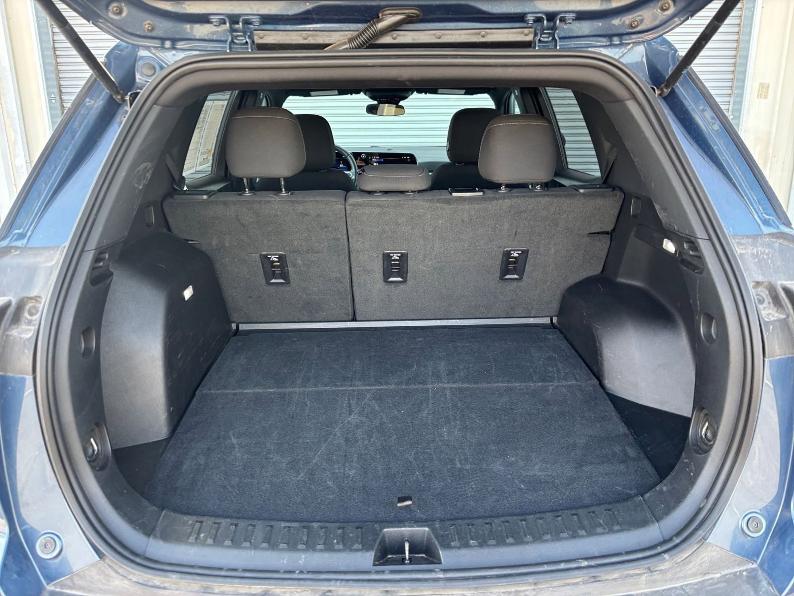 Used 2025 Chevrolet Equinox LT FWD image 31