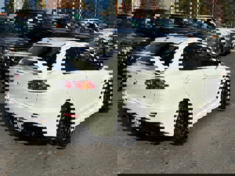 Used 2008 Mitsubishi Lancer Evolution GSR image 4