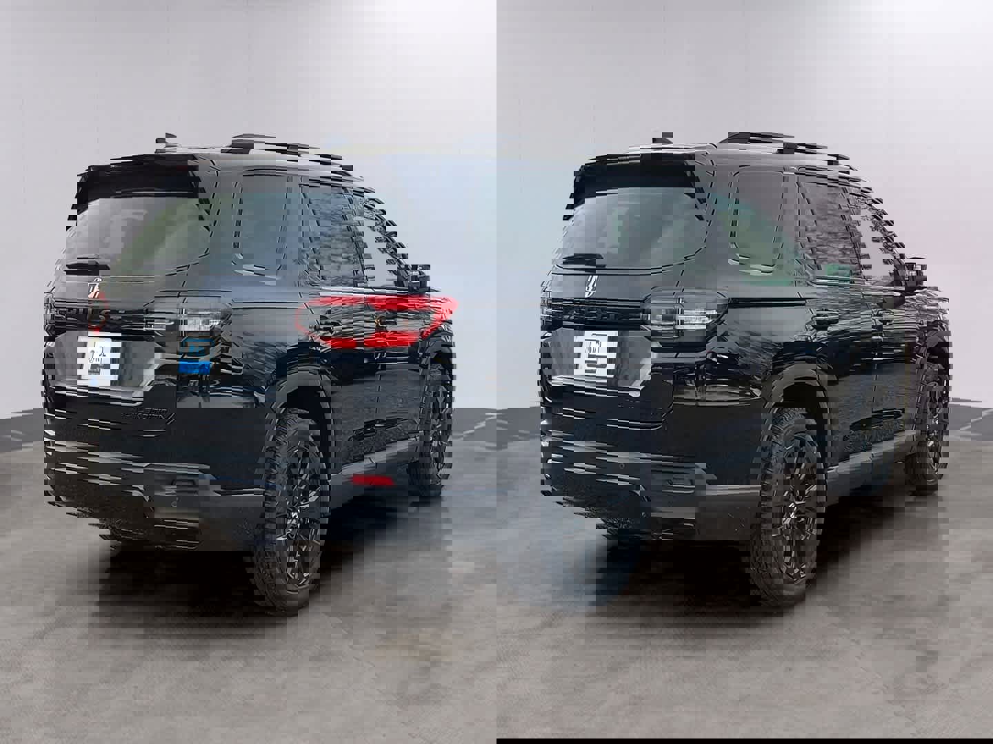 New 2026 Honda Pilot Black Edition image 3