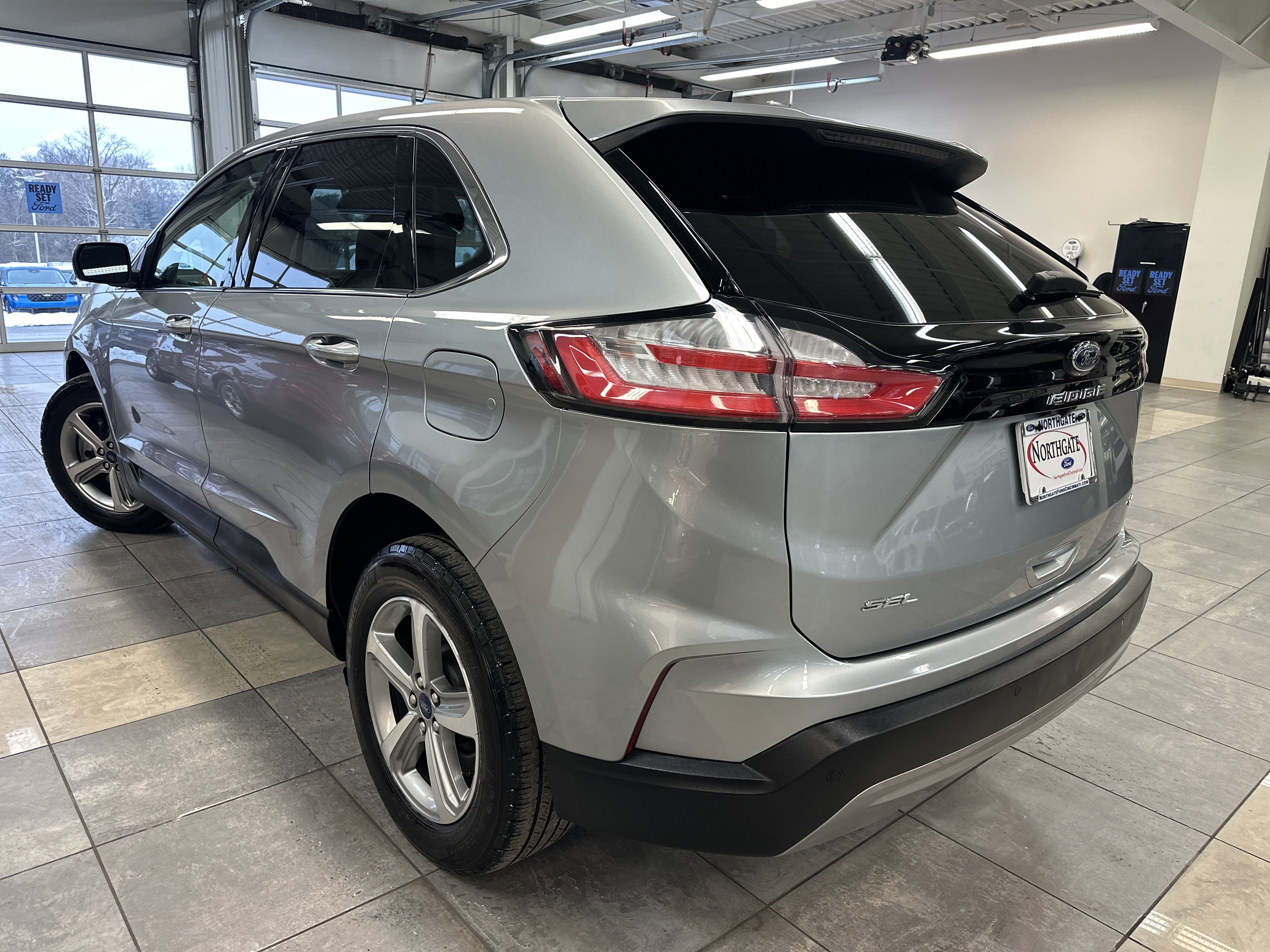 Used 2022 Ford Edge SEL w/ Convenience Package image 15