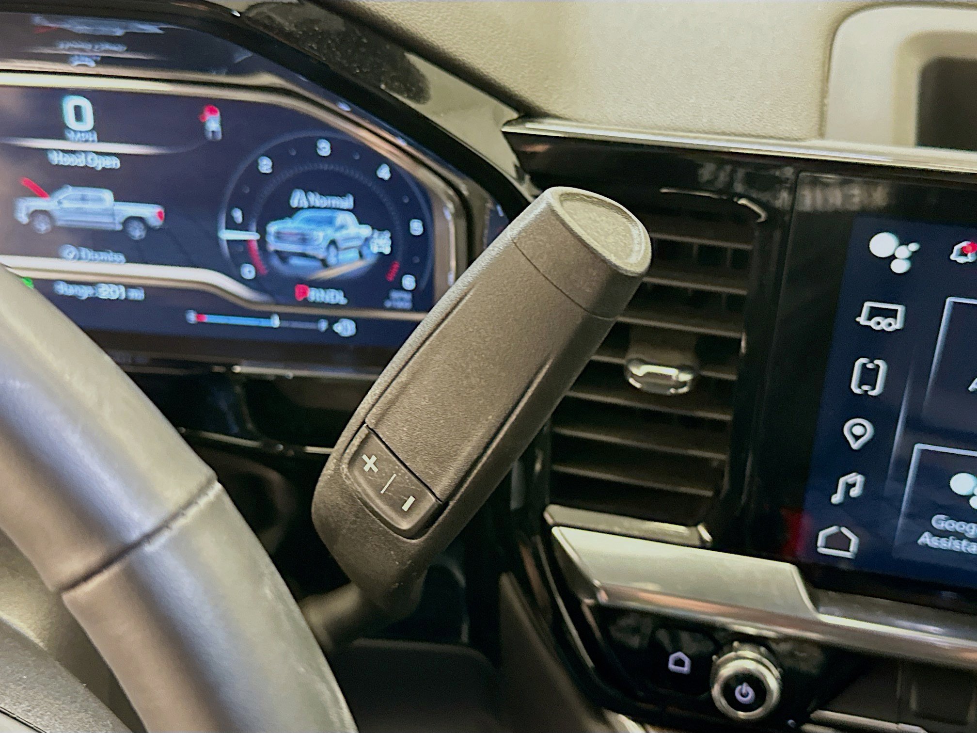 Used 2024 GMC Sierra 1500 Elevation image 25