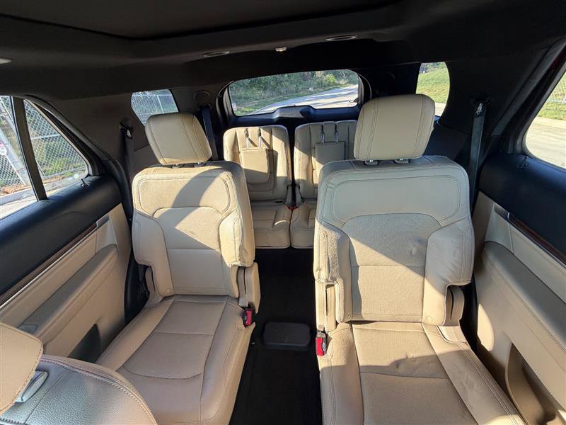 Used 2016 Ford Explorer Limited w/ Equipment Group 301A AWD/4WD image 12