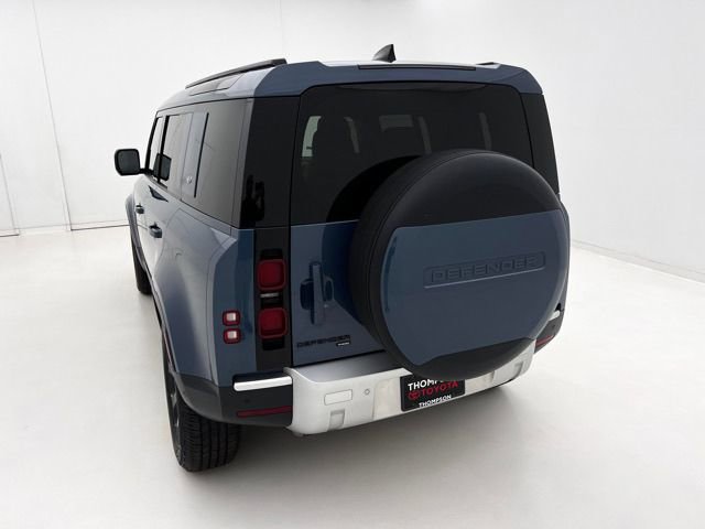 Used 2023 Land Rover Defender 110 SE AWD/4WD image 8