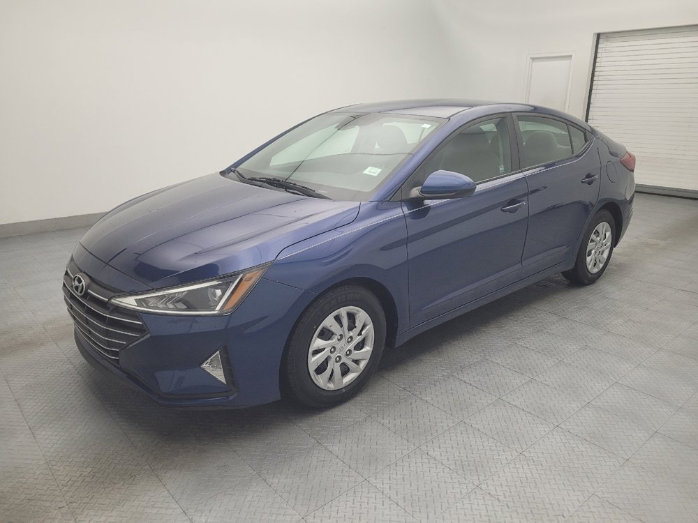 Used 2020 Hyundai Elantra SE image 2