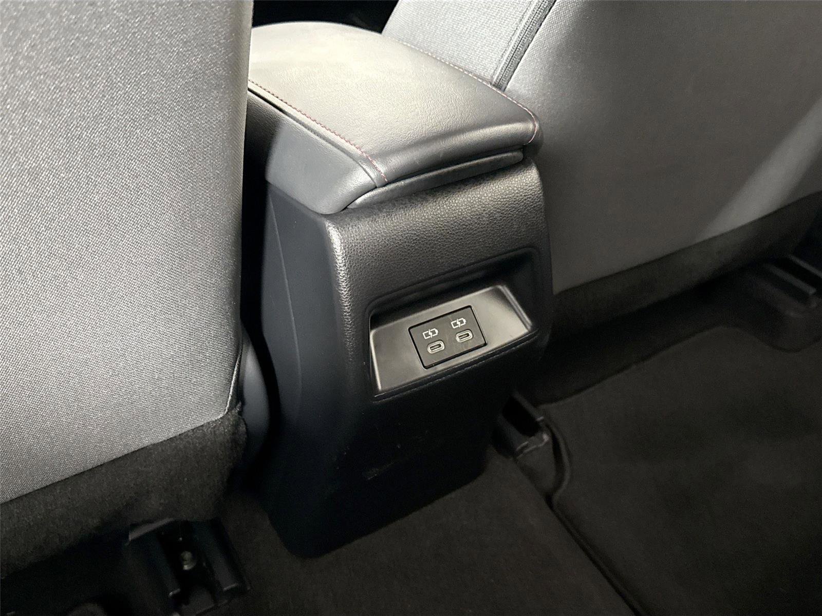 Certified 2025 Toyota Corolla SE image 35