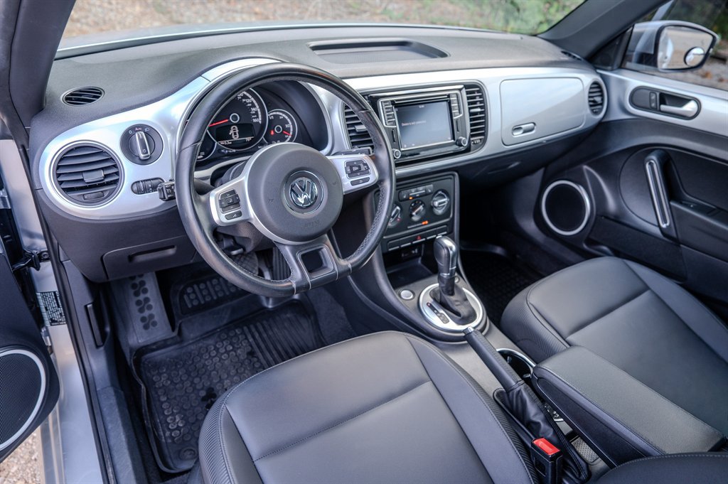 Used 2016 Volkswagen Beetle 1.8T SEL FWD image 14