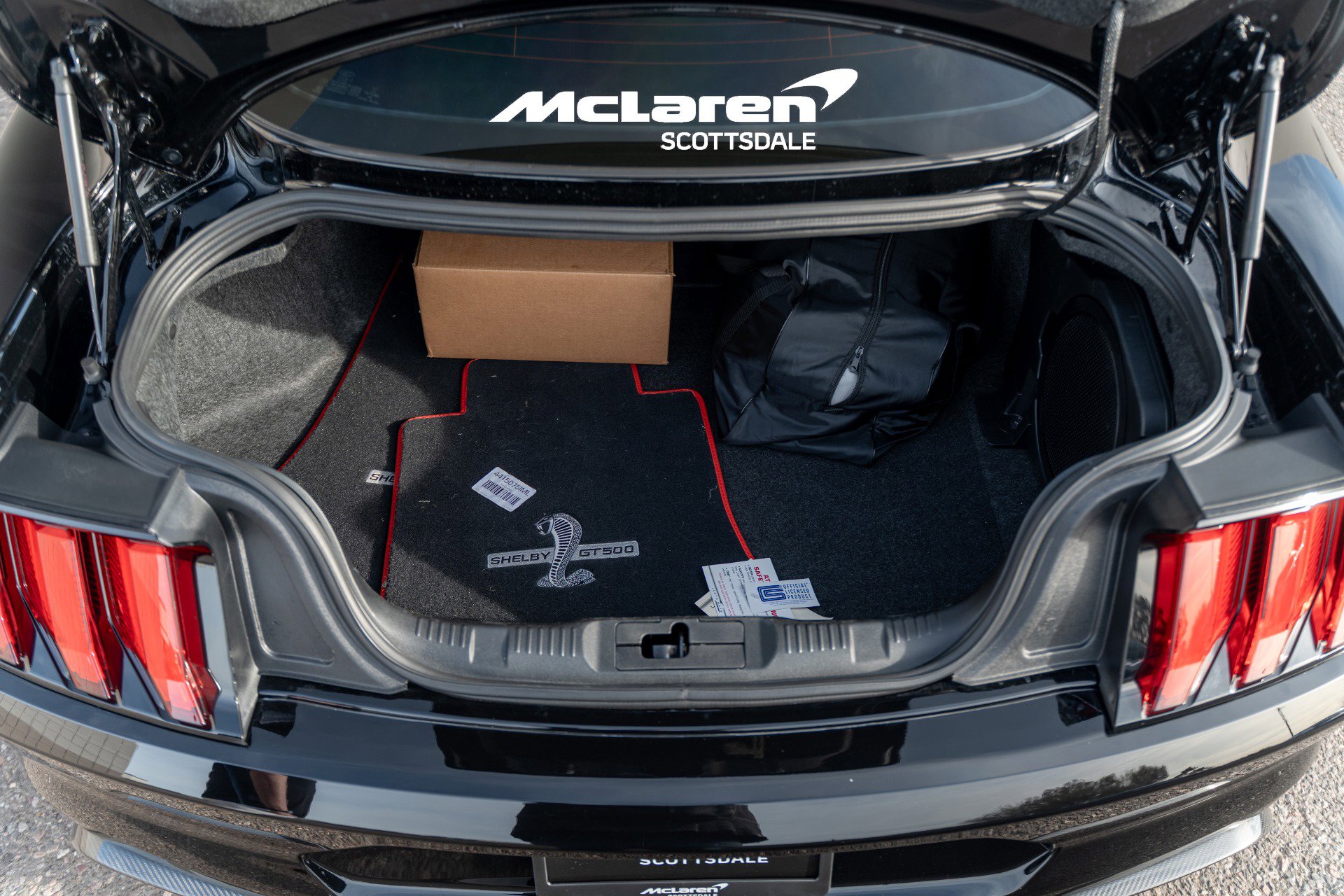 Used 2022 Ford Mustang Shelby GT500 w/ Technology Package image 46