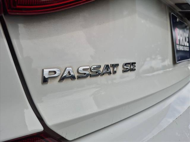 Used 2017 Volkswagen Passat 1.8T SE FWD image 23