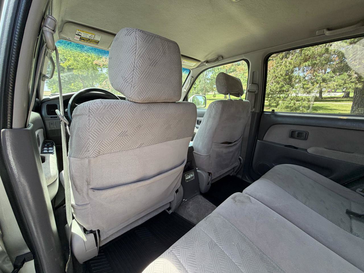 Used 2002 Toyota 4Runner SR5 AWD/4WD image 16