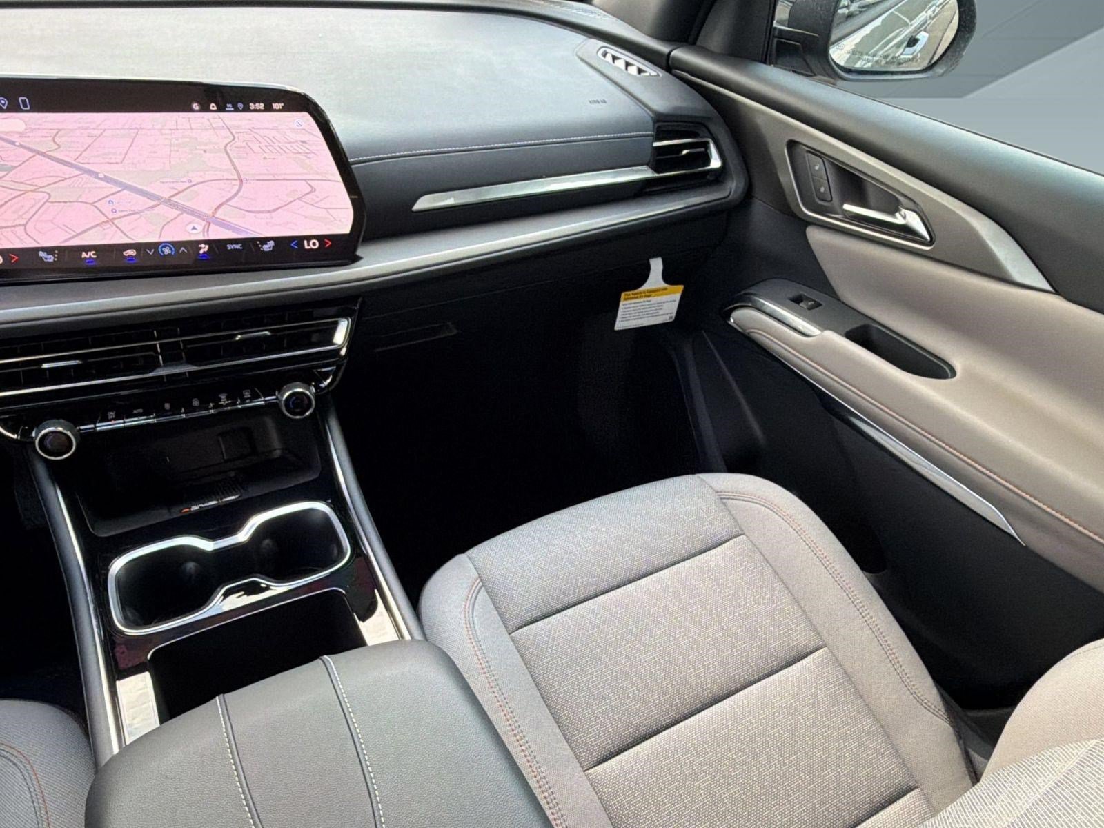 New 2026 Chevrolet Traverse LT FWD image 30