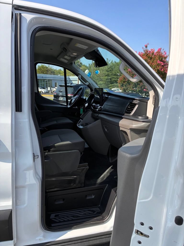 Used 2024 Ford Transit 350 XLT RWD image 25