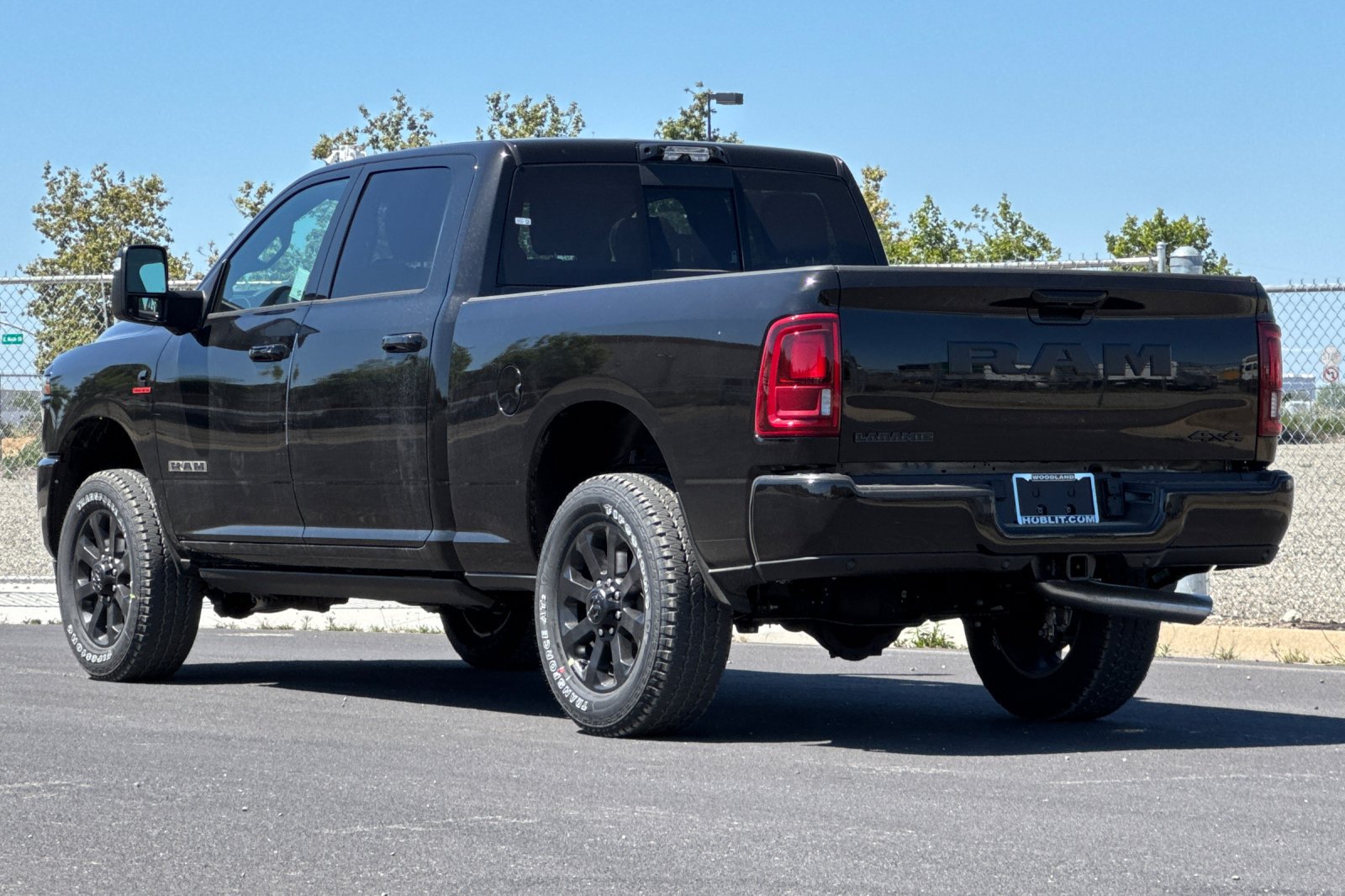 New 2026 RAM 2500 Laramie AWD/4WD image 5