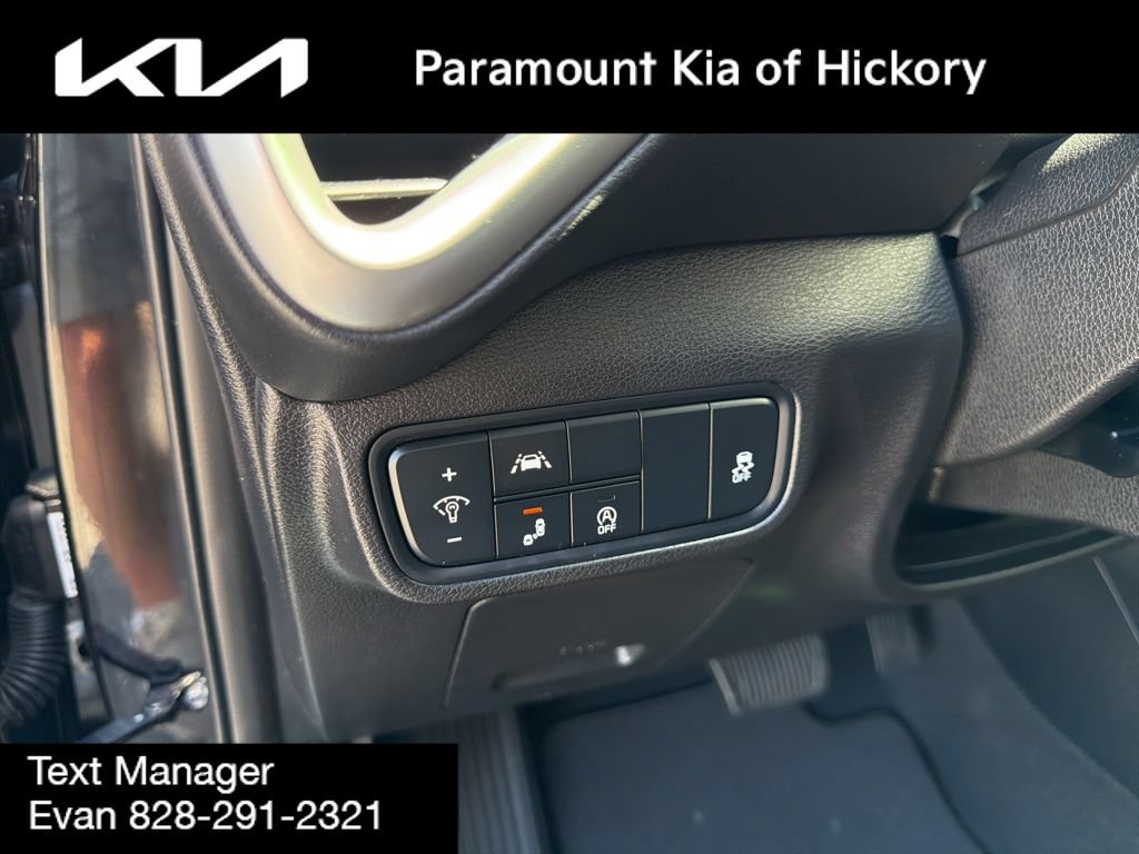 Used 2022 Kia Soul LX w/ Technology Package FWD image 17