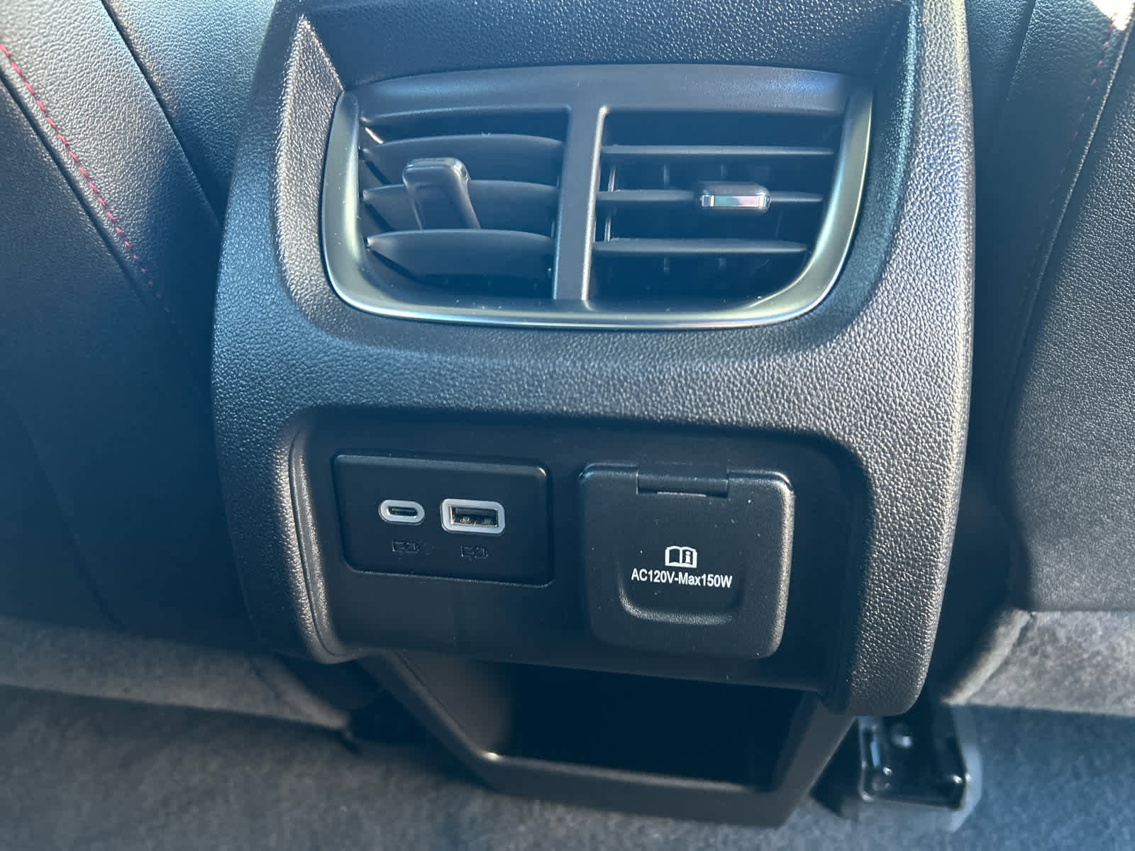 Used 2024 Chevrolet Blazer RS w/ Enhanced Convenience Package image 26