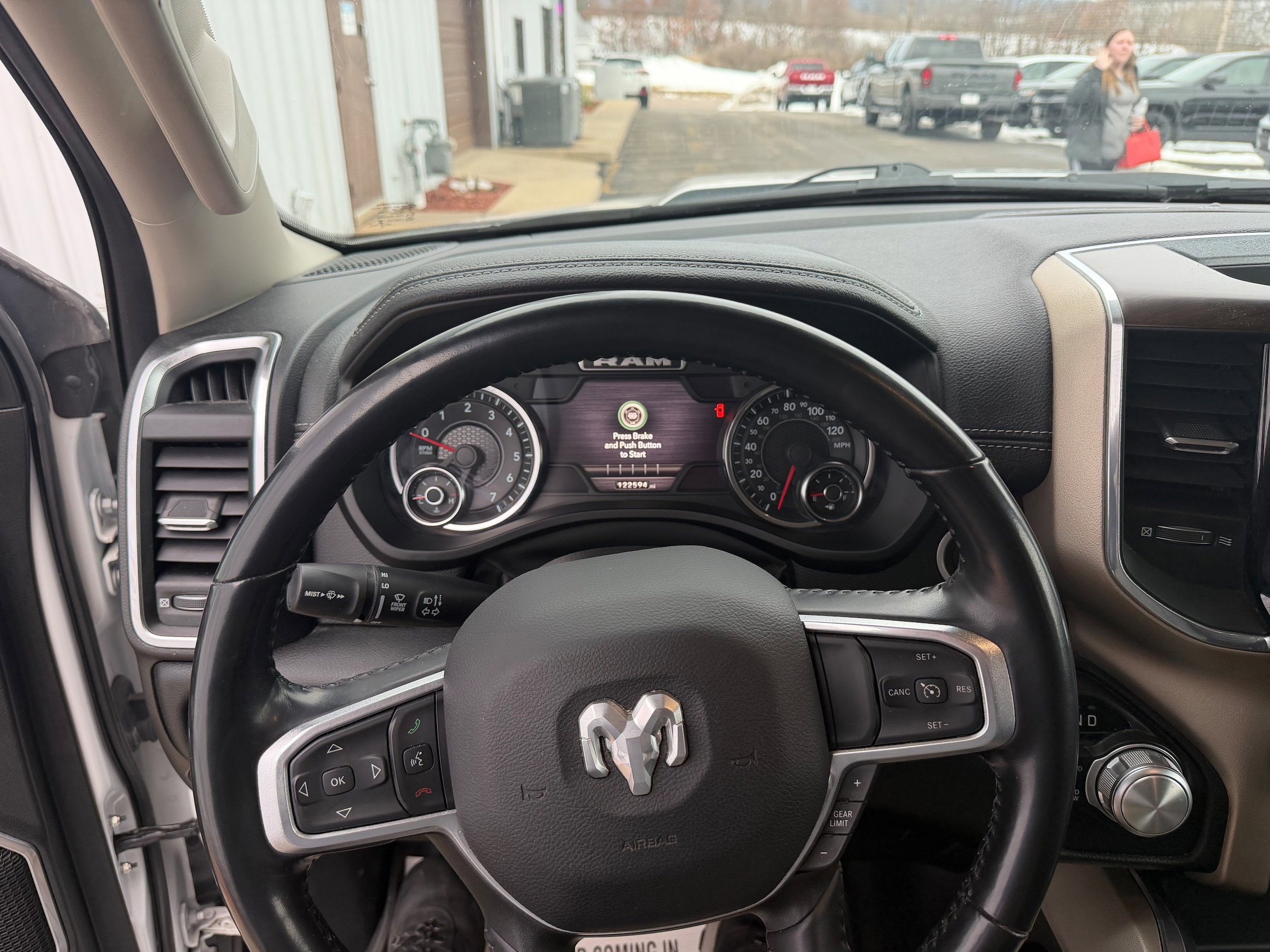 Used 2022 RAM 1500 Laramie image 10