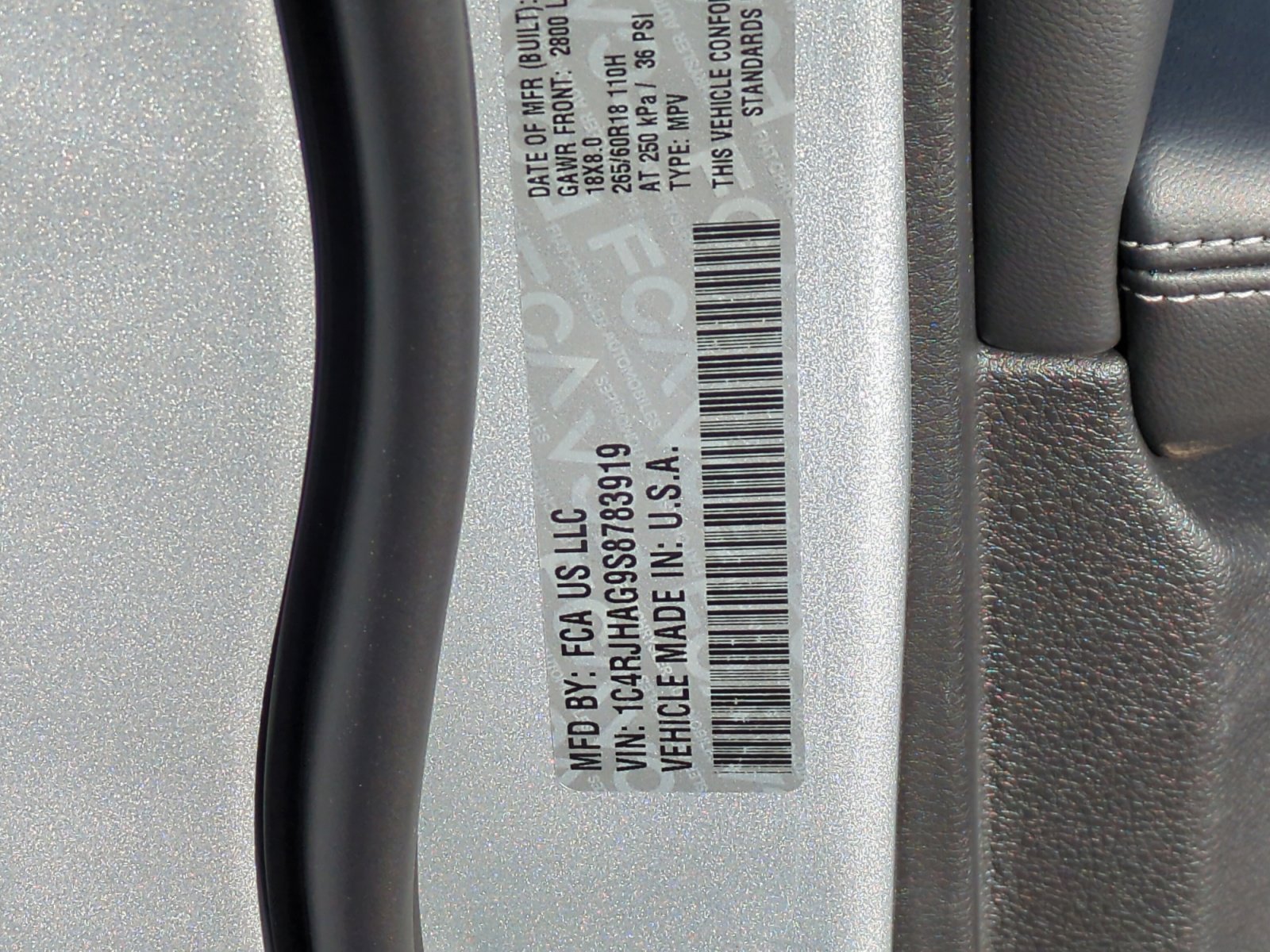 New 2025 Jeep Grand Cherokee Laredo w/ Luxury Tech Group I image 25