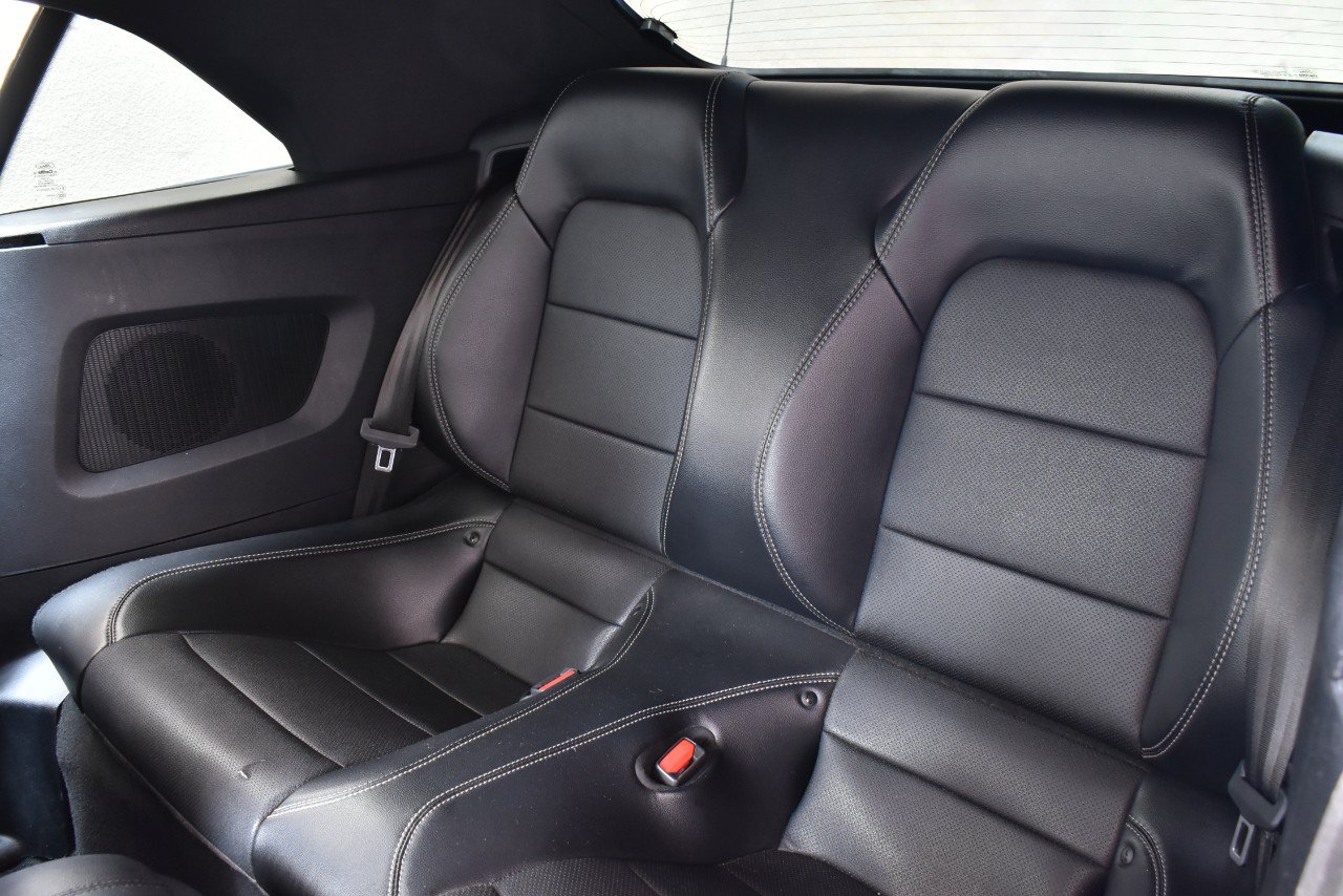 Used 2022 Ford Mustang Premium RWD image 17