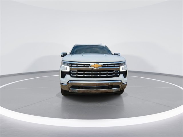 Used 2024 Chevrolet Silverado 1500 LTZ w/ LTZ Premium Package image 3