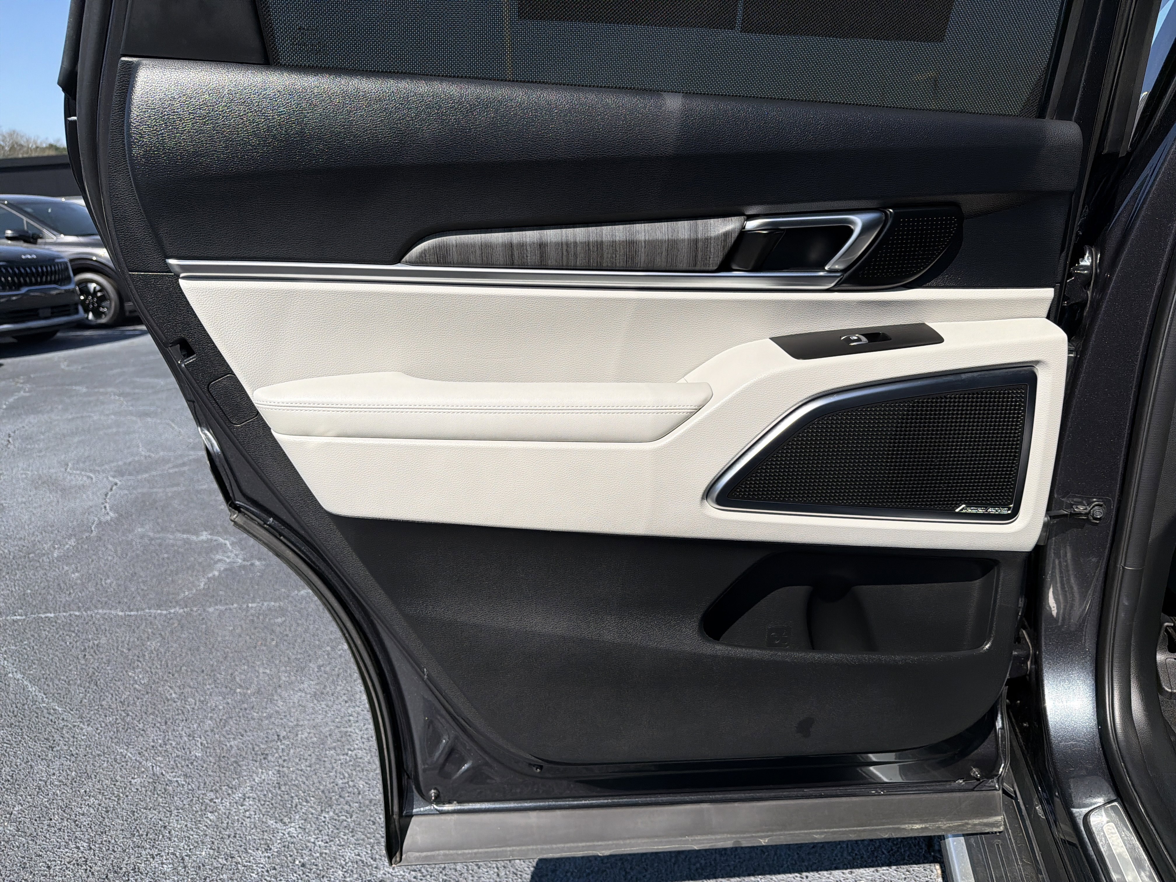 Used 2023 Kia Telluride SX image 20