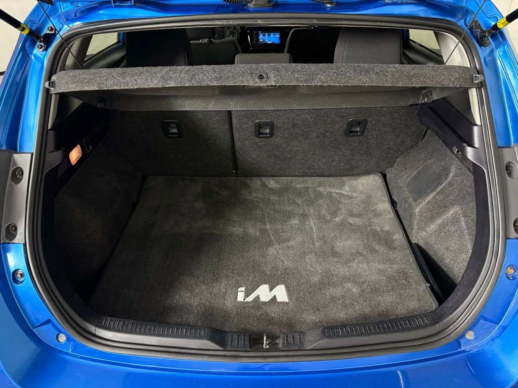 Used 2018 Toyota Corolla iM w/ Carpet Mat Package (TMS) FWD image 35